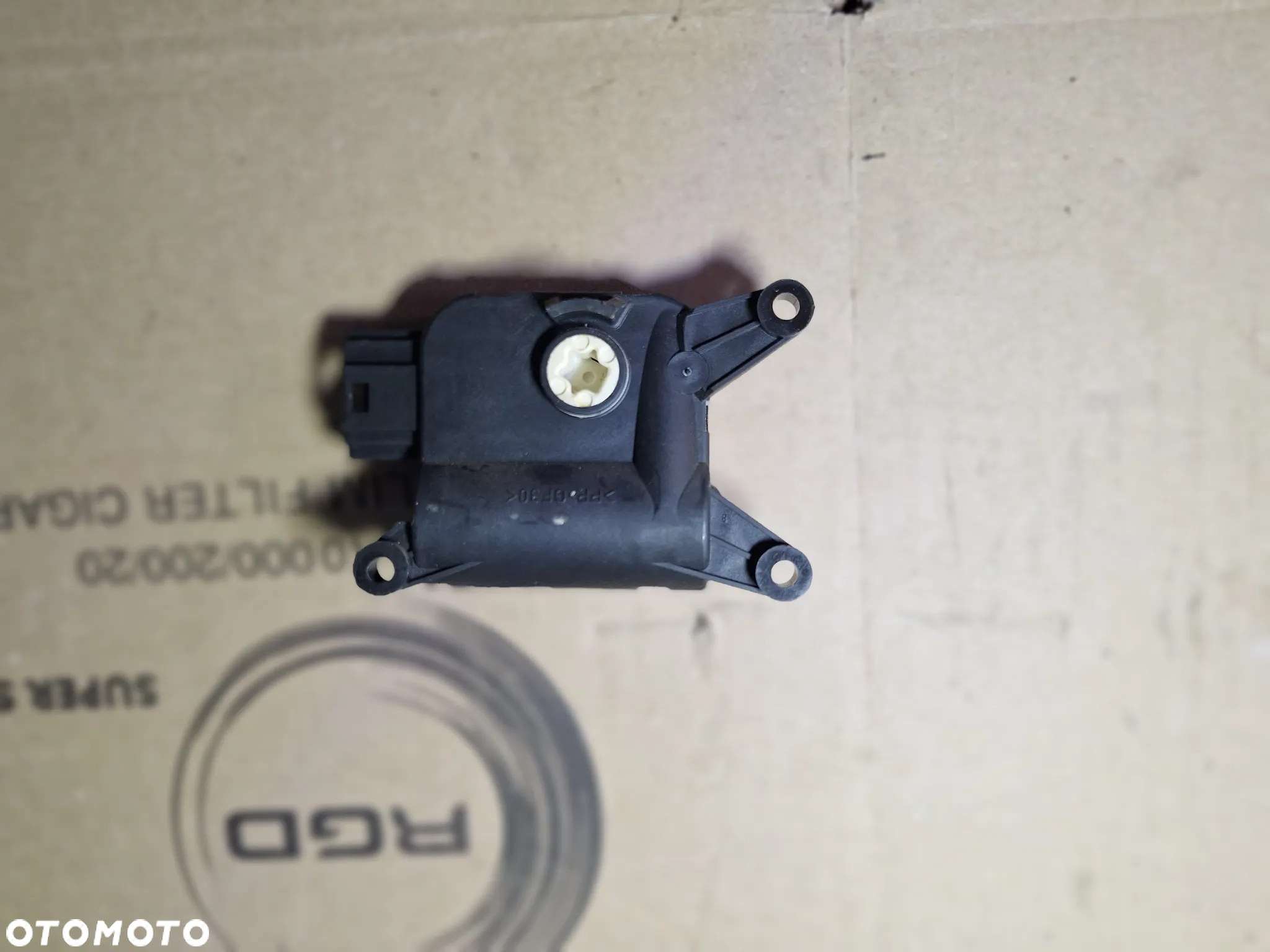 VOLKSWAGEN PASSAT B6 silniczek nagrzewnicy nawiewu    3C1907511A   3C1907511  0132801362     (13/17)   (13/18)   (13/19)  (13/20)   (116/13) - 8