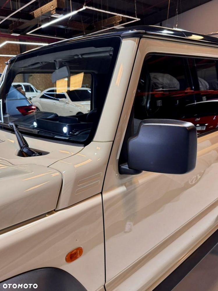 Suzuki Jimny - 23