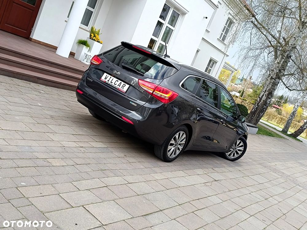 Kia Ceed 1.6 CRDi XL - 40