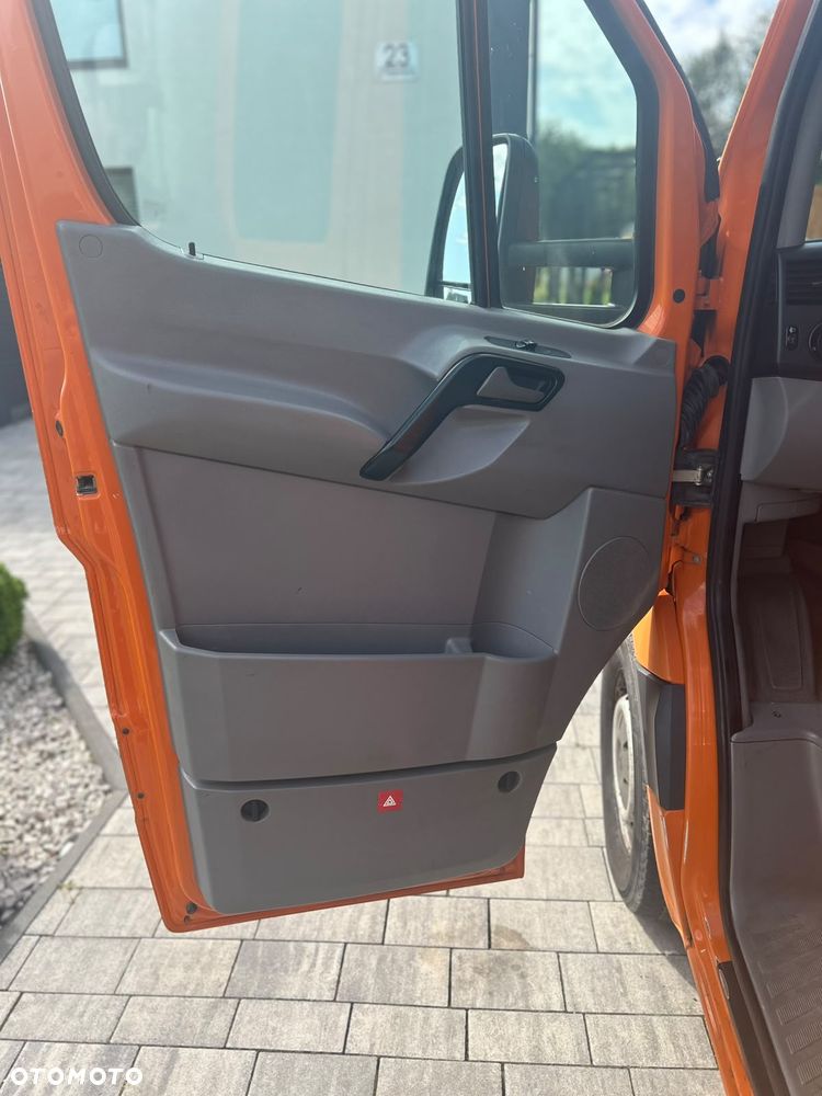 Volkswagen Crafter - 13