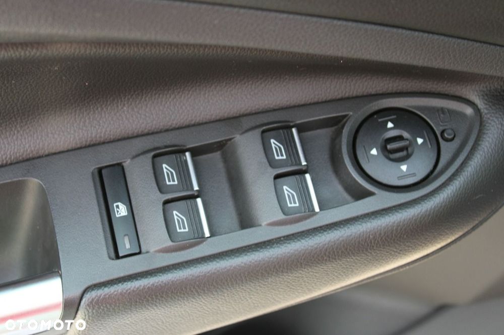 Ford Kuga - 19