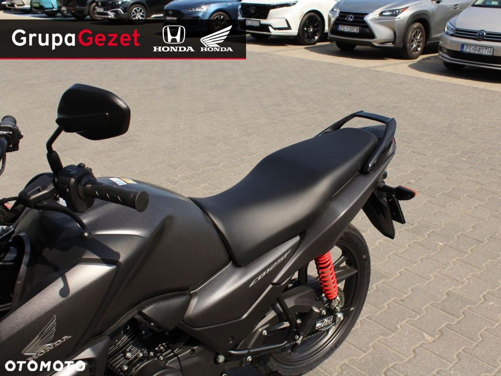 Honda CB - 15