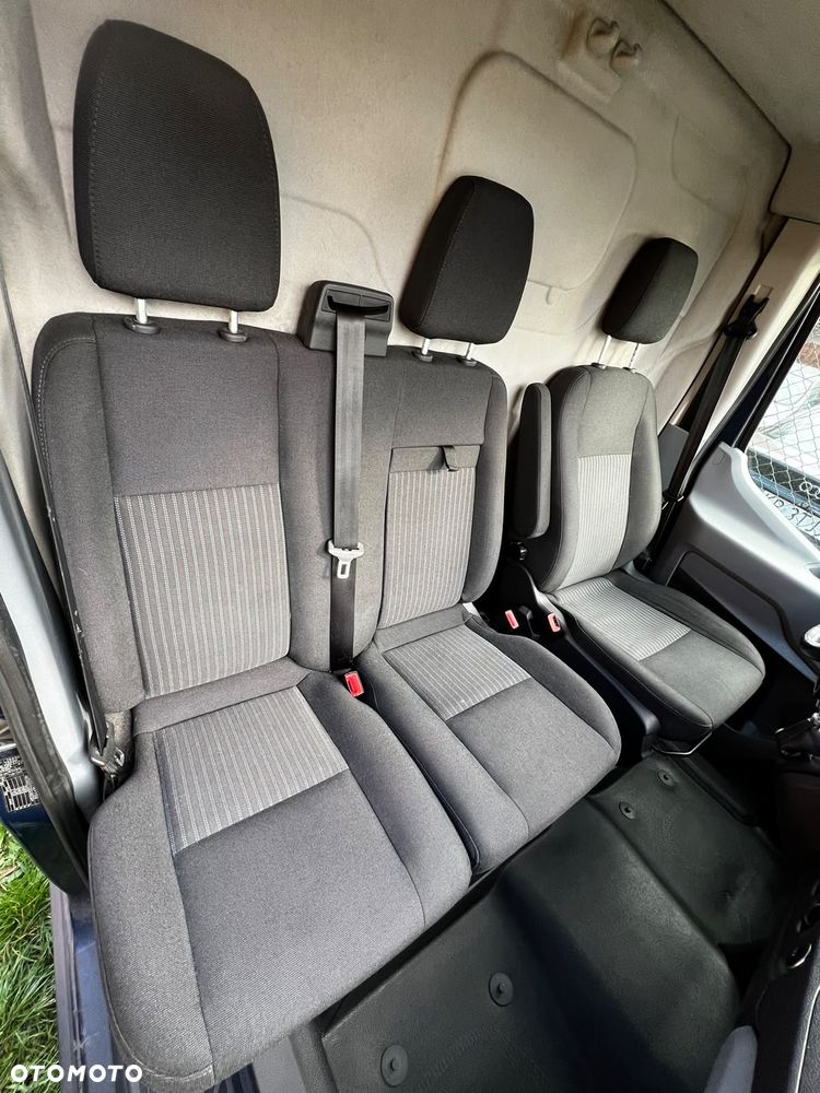 Ford Transit - 19