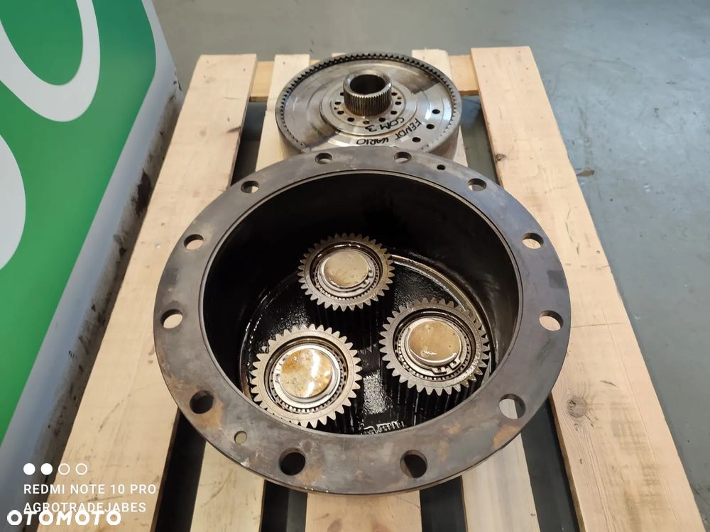 Zwolnica 9700601564 Fendt 716 Vario Com3 - 3