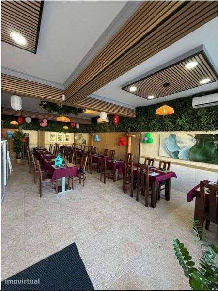 Espaço comercial à venda em Amora - Grande imagem: 3/5