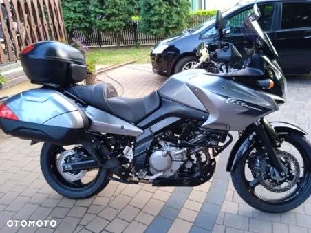 Suzuki V-STROM - 1