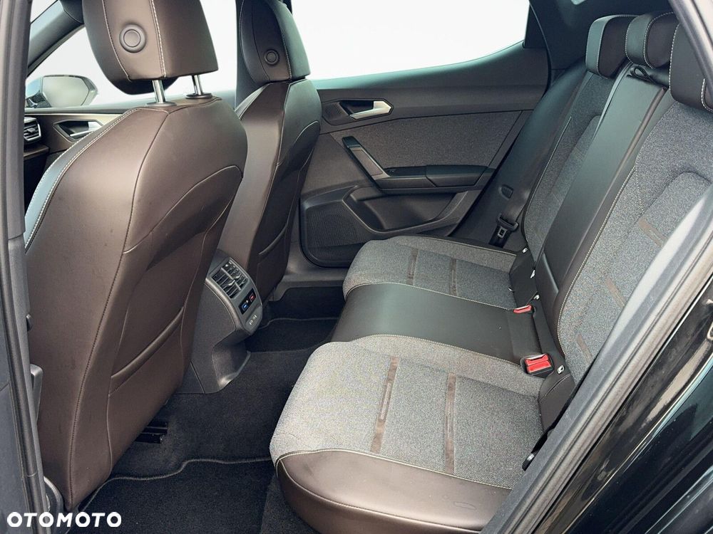 Seat Leon 2.0 TDI Xcellence DSG - 11