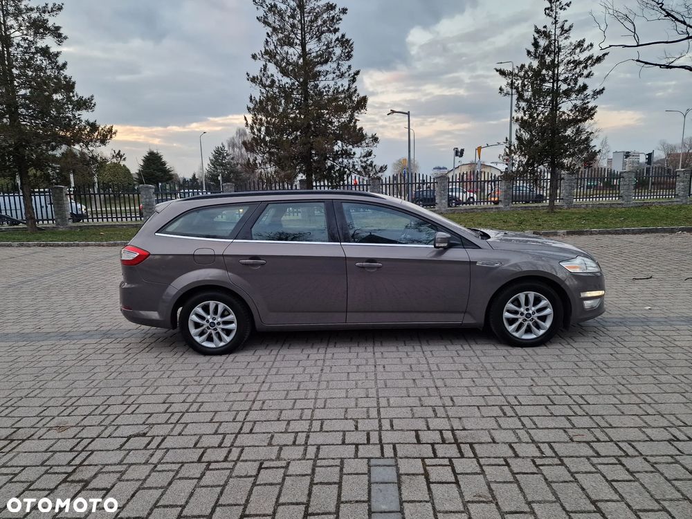 Ford Mondeo - 13