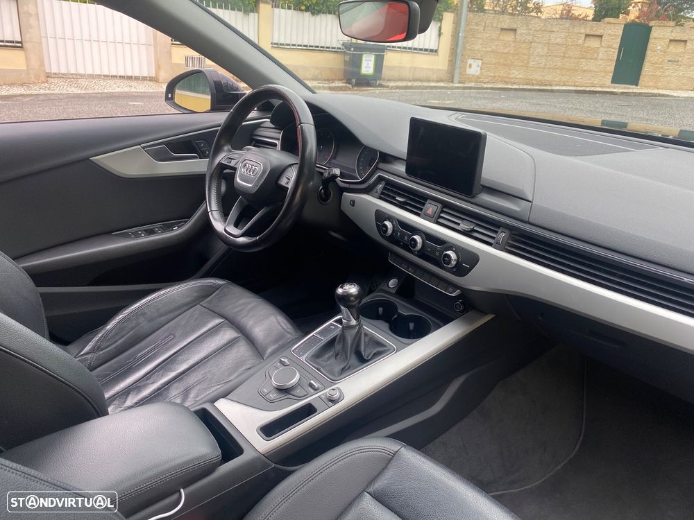 Audi A4 Avant 2.0 TDI - 10