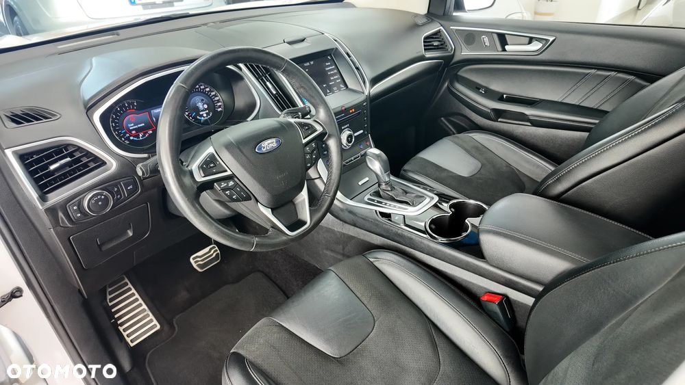 Ford Edge 2.0 TDCi Twin-Turbo 4WD Sport - 9