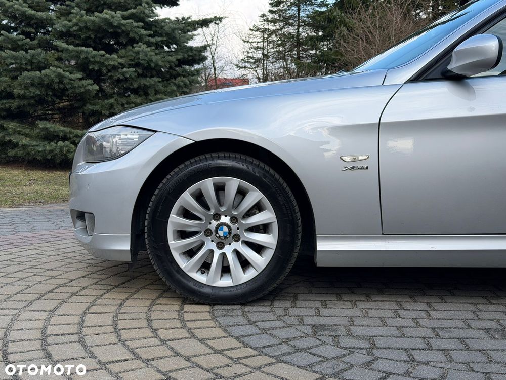 BMW Seria 3 320d xDrive DPF - 7