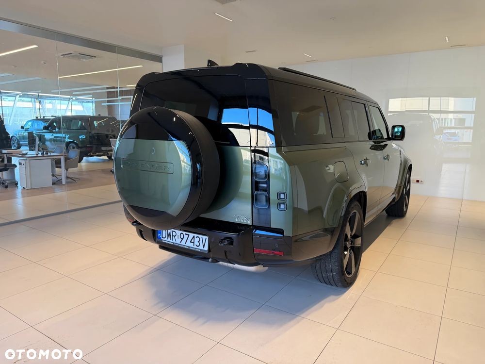 Land Rover Defender - 6