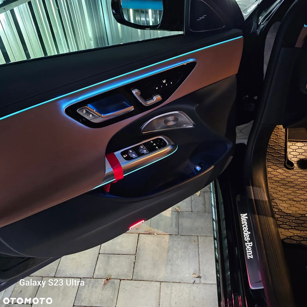 Mercedes-Benz Klasa E 200 Exclusive - 35