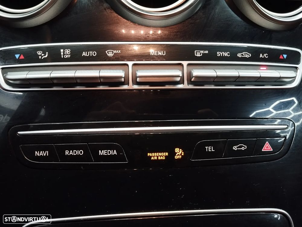 Mercedes-Benz C 220 d AMG Line - 34