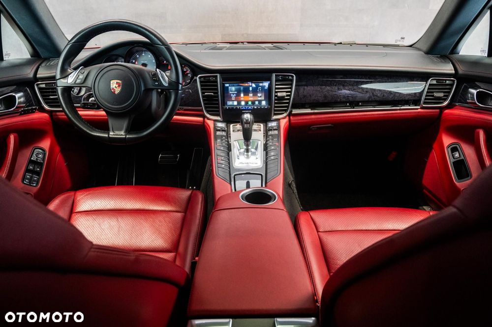 Porsche Panamera - 11
