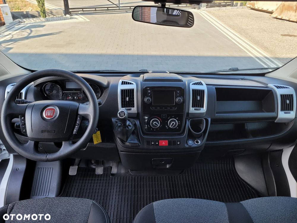 Fiat Ducato / 7 osób / brygadówka / skrzynia / serwisowany / - 28