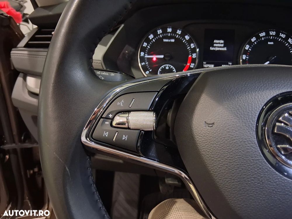 Skoda Octavia 2.0 TDI Ambition - 17