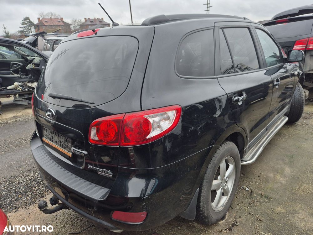 Dezmembram Hyundai Santa Fe 2007 2.2crdi D4EB Automat 4x4 - 4
