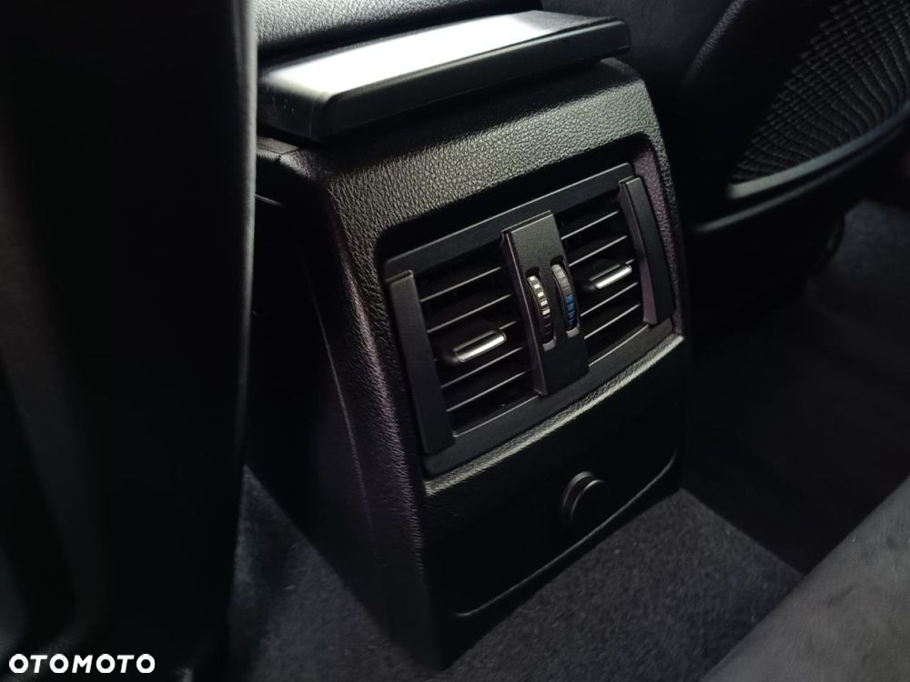 BMW Seria 1 - 29