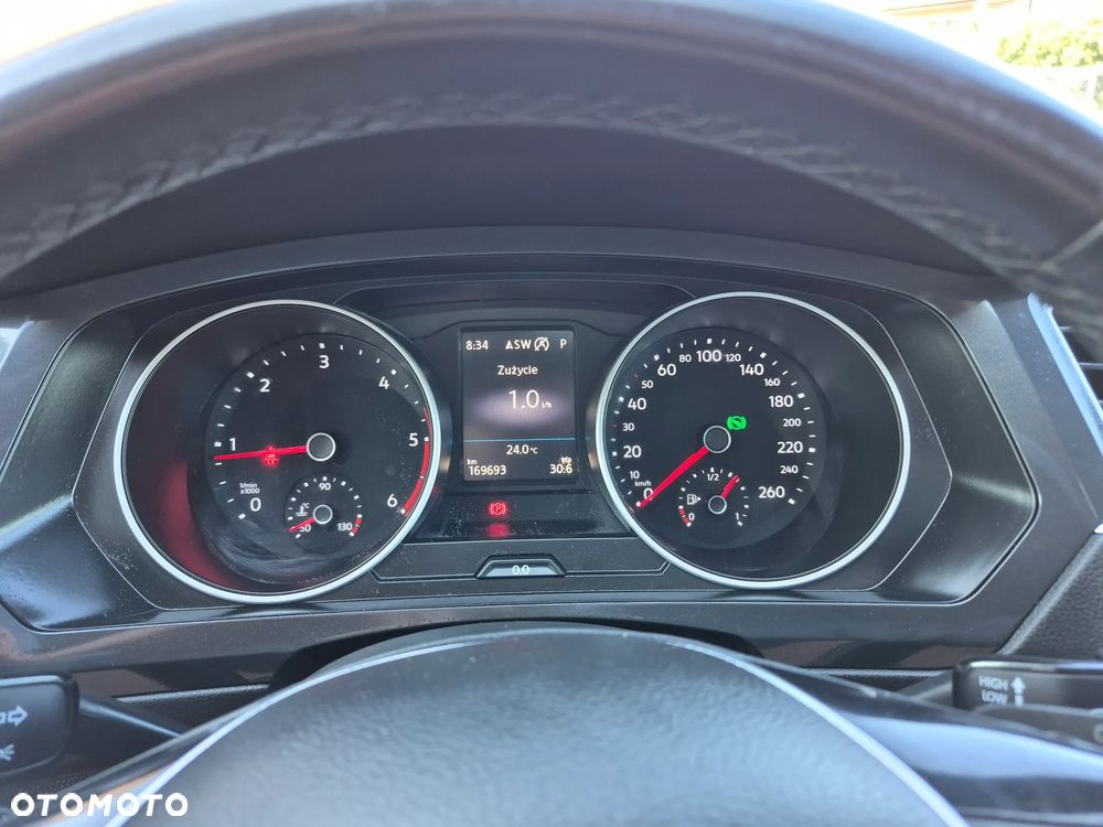 Volkswagen Tiguan 2.0 TDI SCR DSG Life - 27