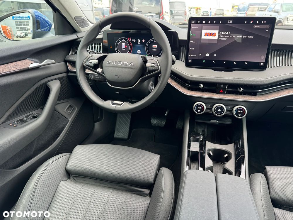 Skoda Superb 2.0 TDI SCR 4x4 L&K DSG - 21