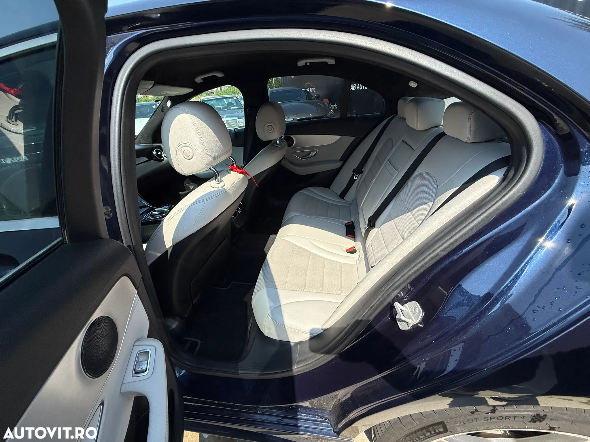 Mercedes-Benz C 220 d 4MATIC Aut. - 14
