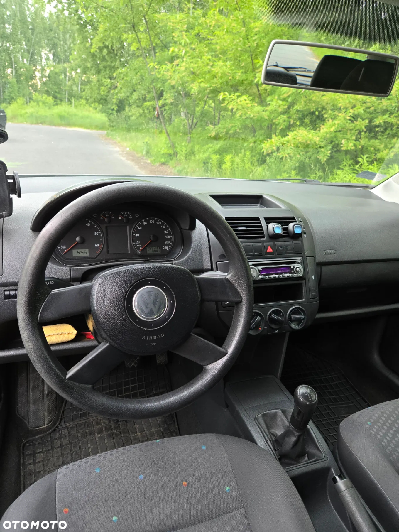 Volkswagen Polo - 8
