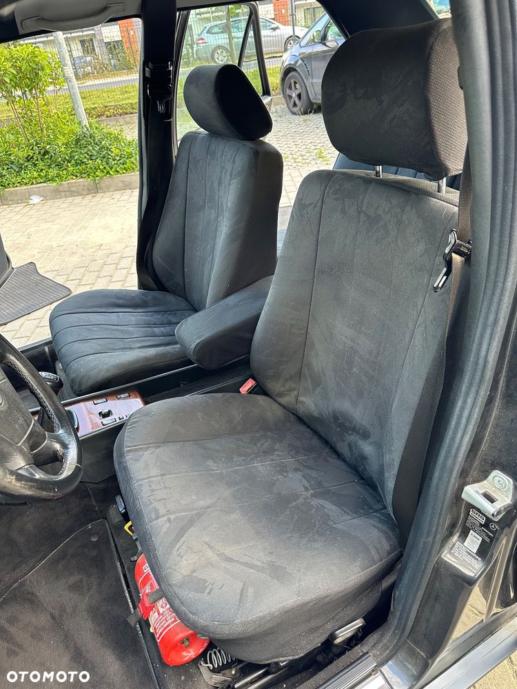 Mercedes-Benz W124 (1984-1993) - 25