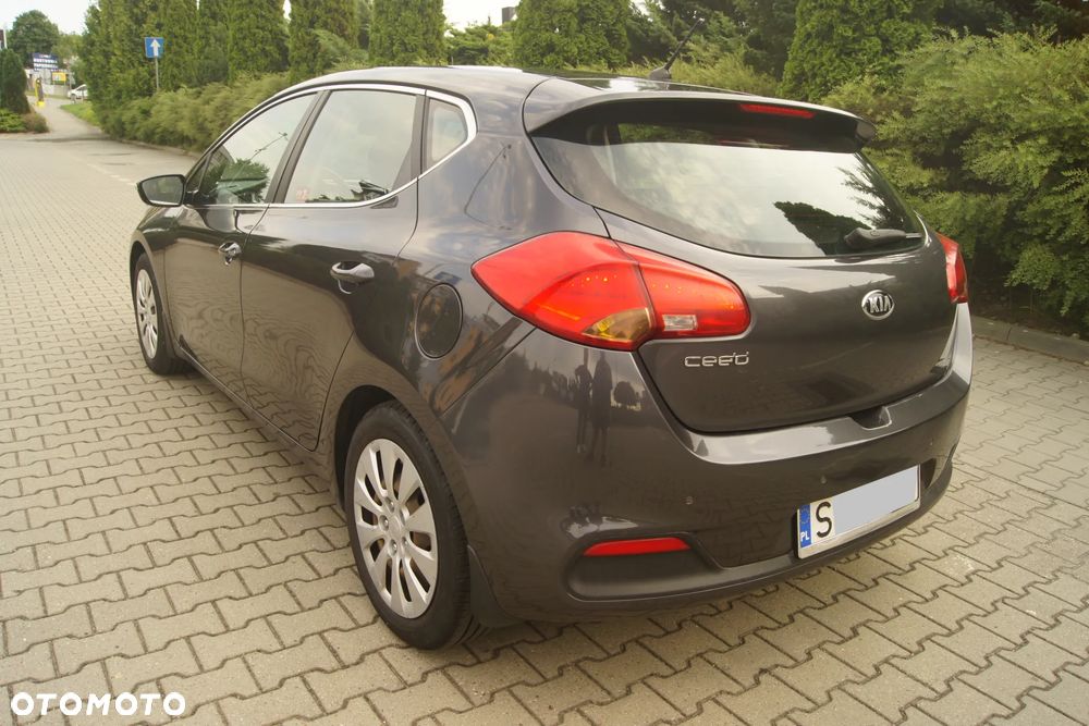 Kia Ceed - 2