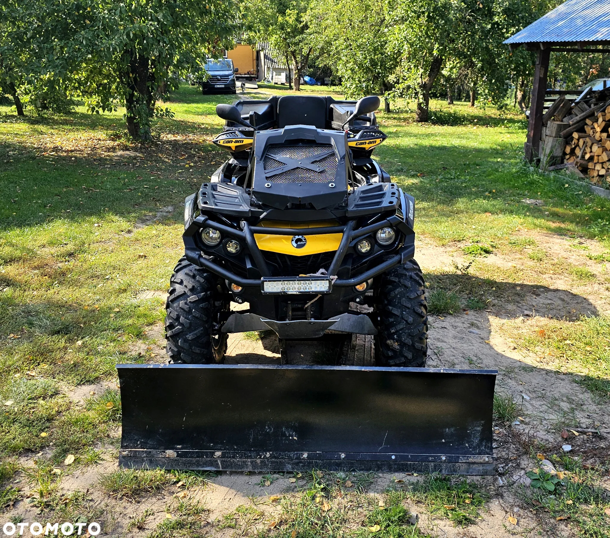 Can-Am Outlander Max - 2