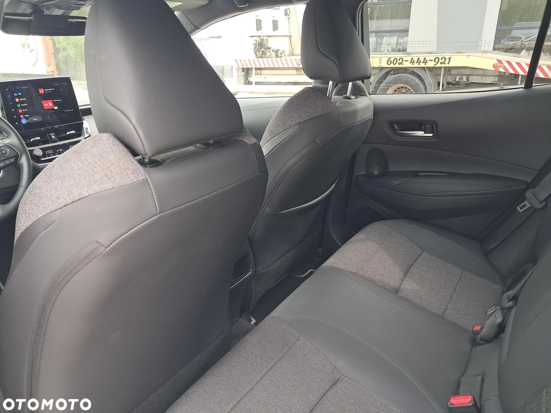 Toyota Corolla - 10