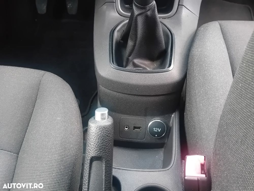 Ford Fiesta 1.25i Comfort - 13