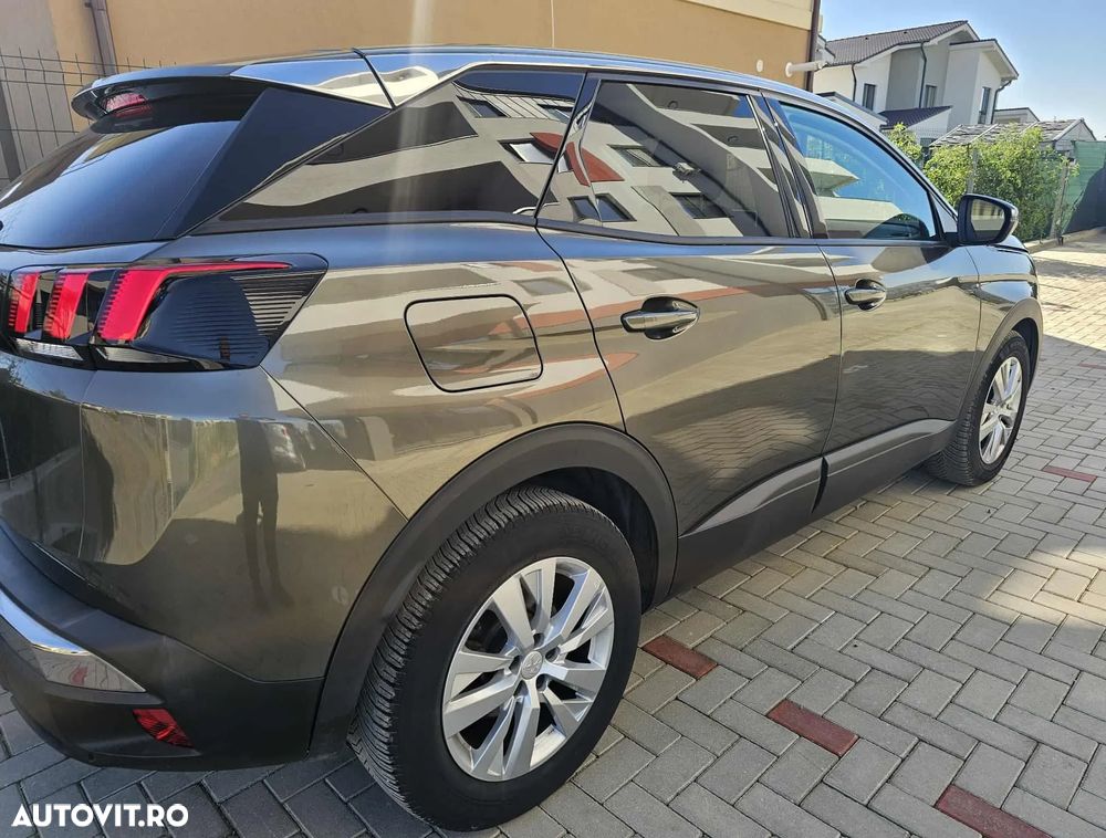 Peugeot 3008 1.2 PureTech 130 EAT8 Allure Pack - 4