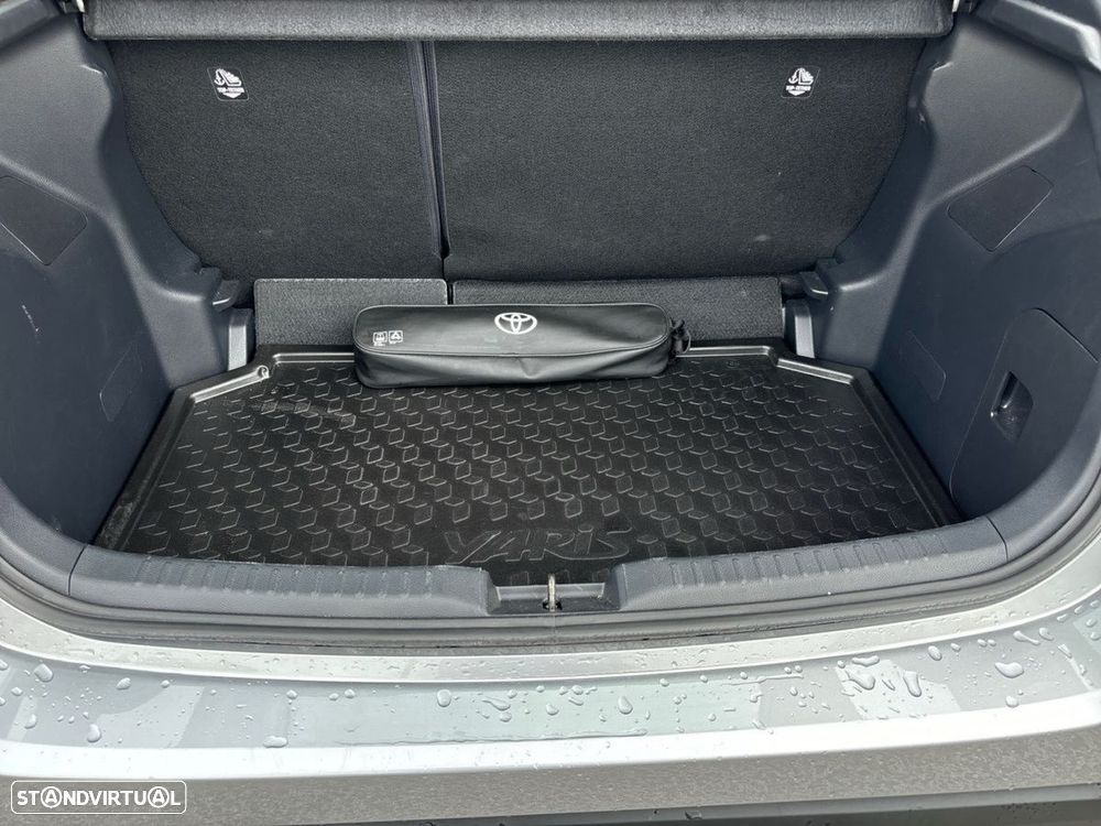 Toyota Yaris 1.5 HDF Comfort Plus - 13
