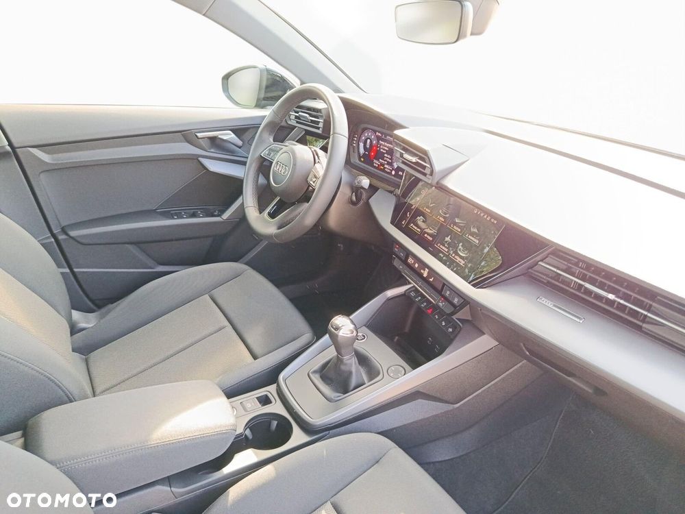 Audi A3 Limousine 30 TFSI - 14