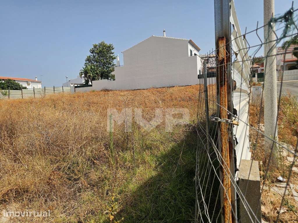 Terreno urbano em Quelfes - Grande imagem: 2/9