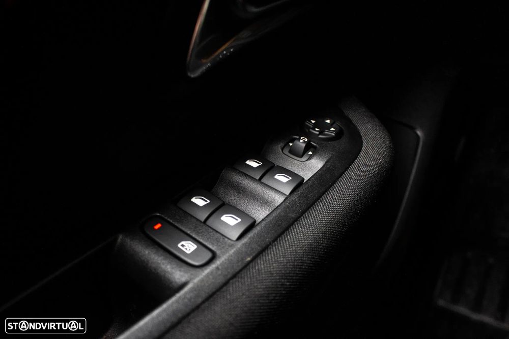 Peugeot e-208 Active Pack - 20