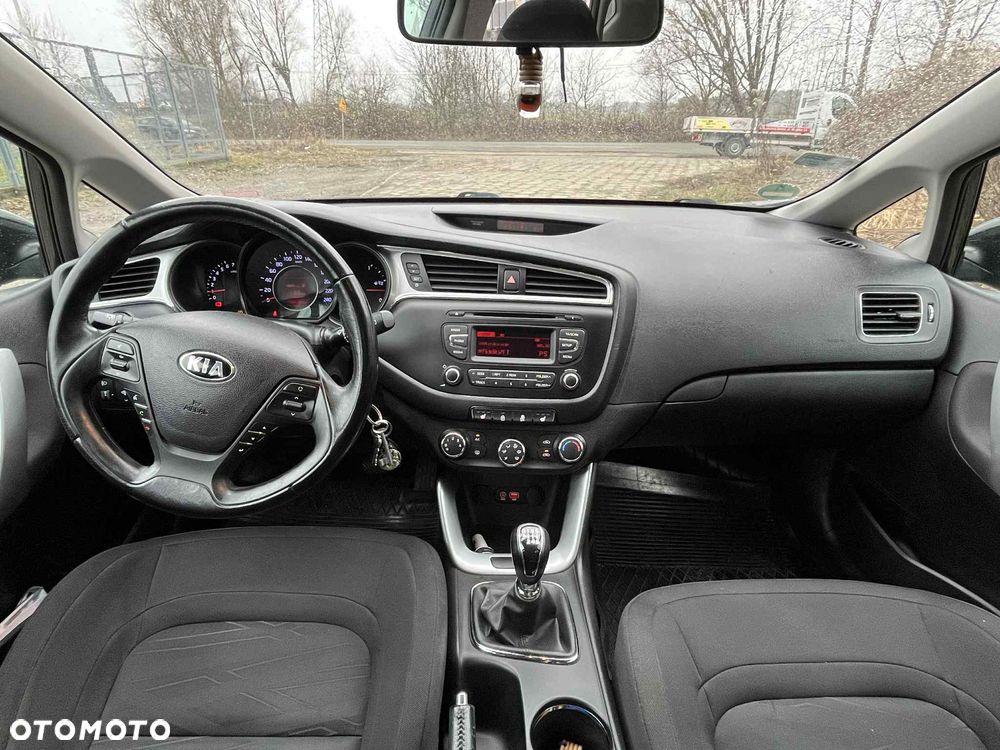 Kia Ceed - 3