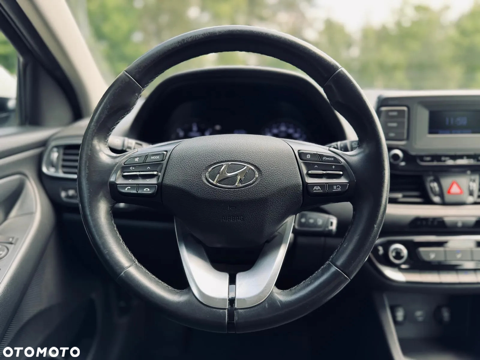 Hyundai i30 1.6 D Comfort - 24