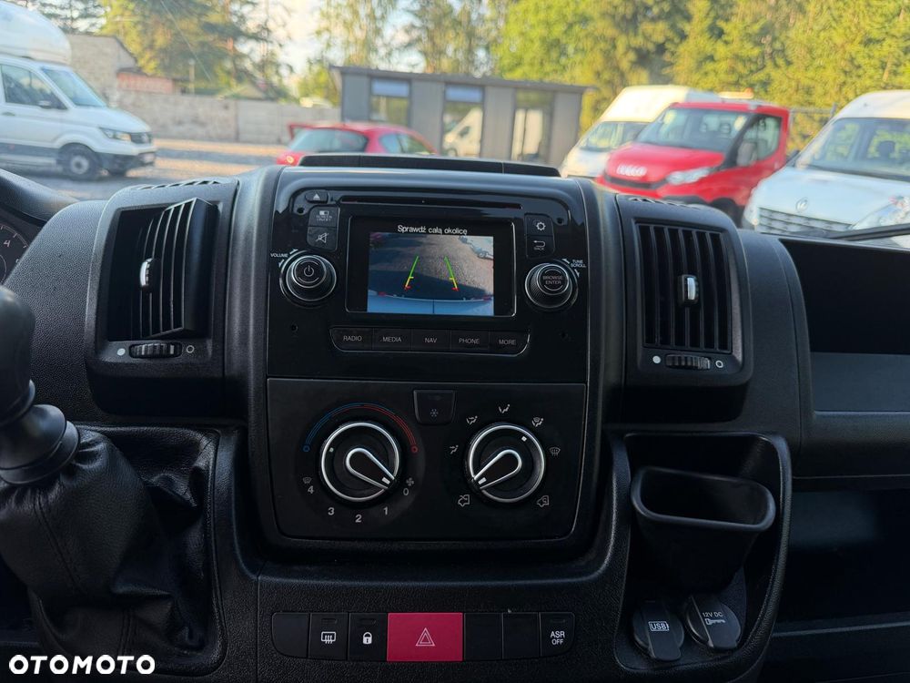 Citroën Jumper / 2.2D / 130KM / L1H1 / NAJBOGATSZA WERSJA / Kamera / PARKTRONIC / - 14