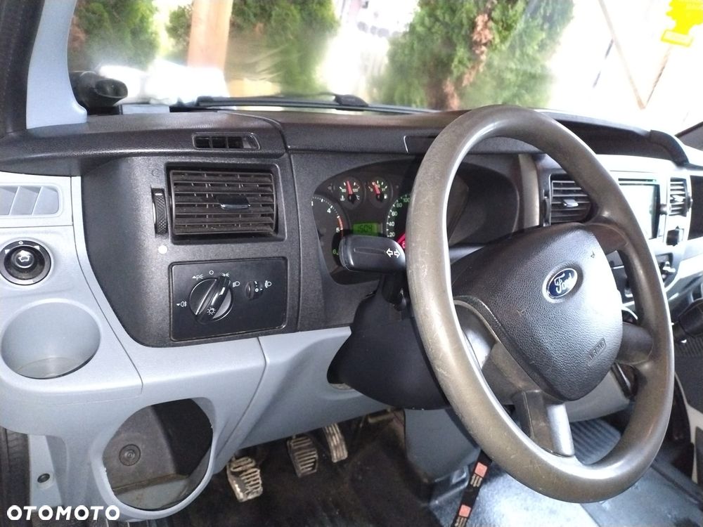 Ford Transit - 5