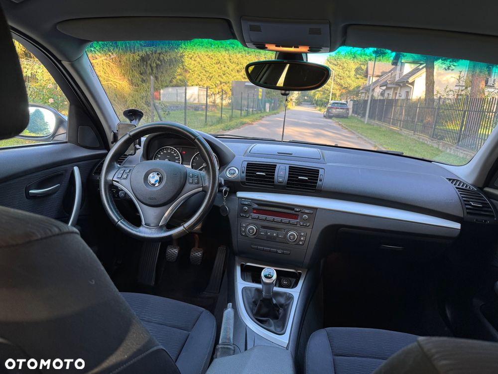 BMW Seria 1 - 19