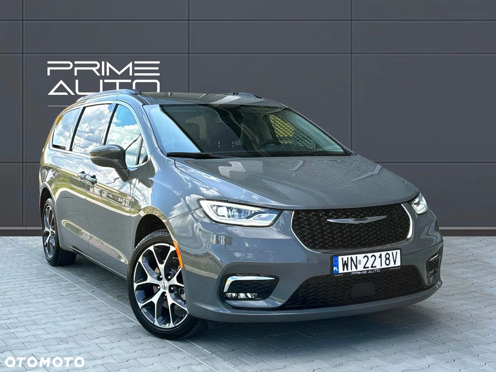 Chrysler Pacifica - 7