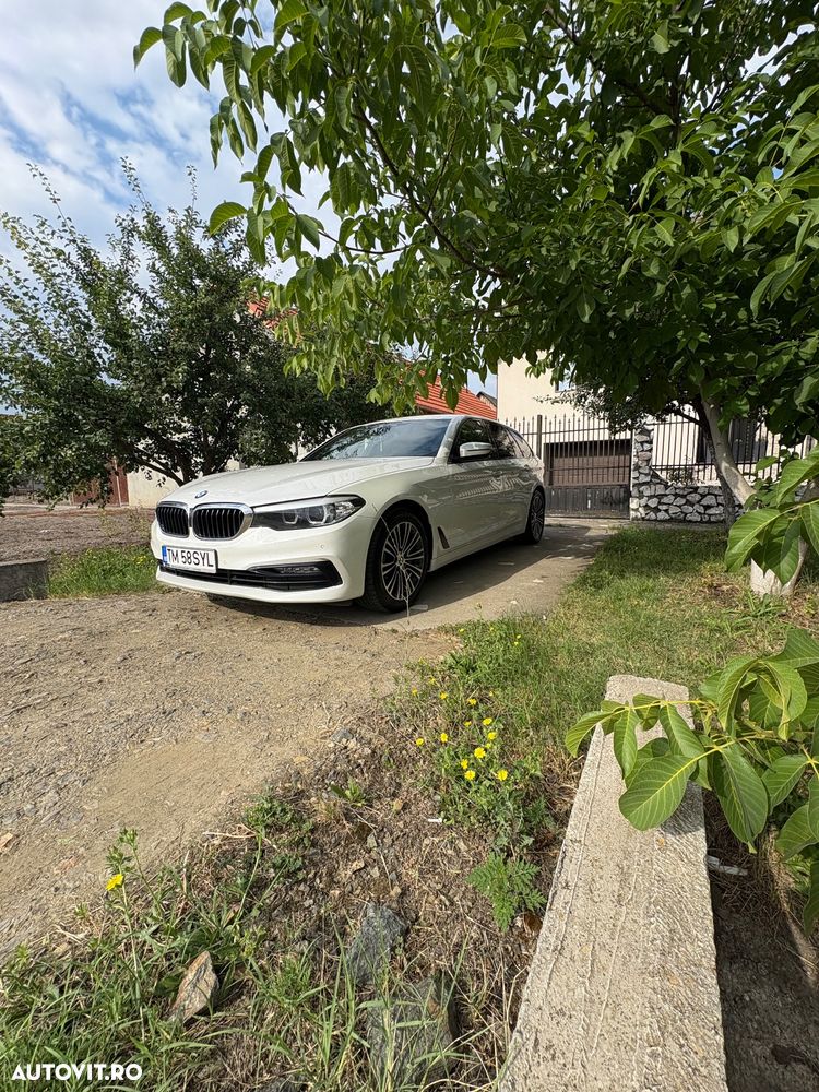 BMW Seria 5 525d Touring Aut. Sport Line - 2