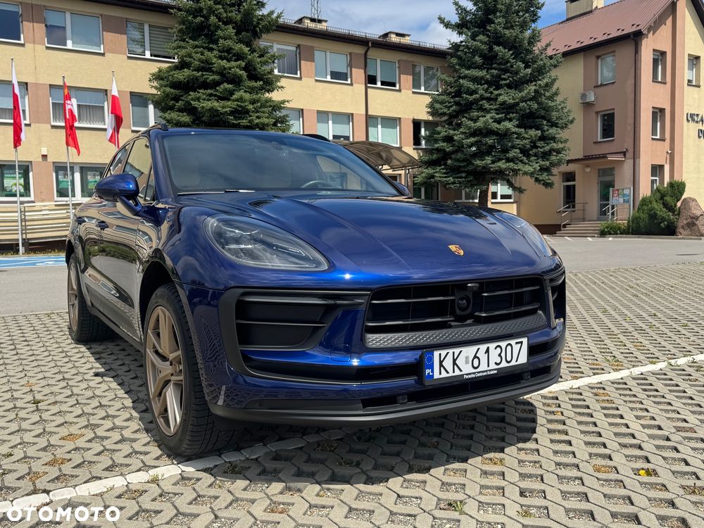 Porsche Macan Standard - 1