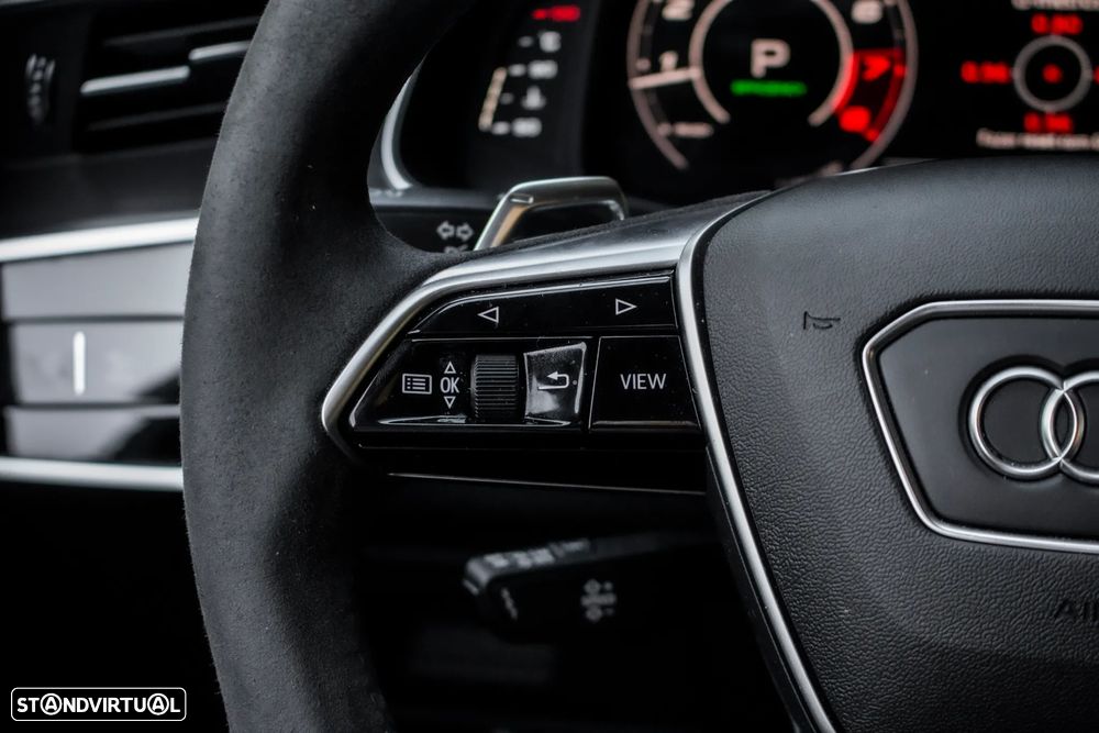 Audi RS6 Avant 4.0 TFSI quattro Tiptronic - 16