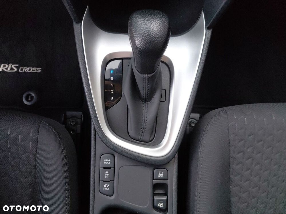 Toyota Yaris Cross 2024