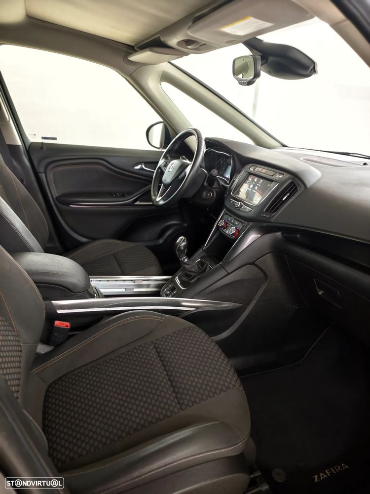 Opel Zafira 1.6 CDTi Innovation S/S - 22