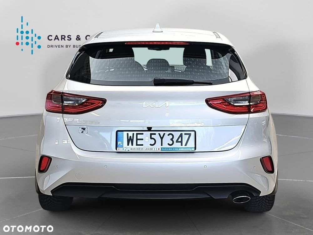 Kia Ceed 1.5 T-GDI M - 26