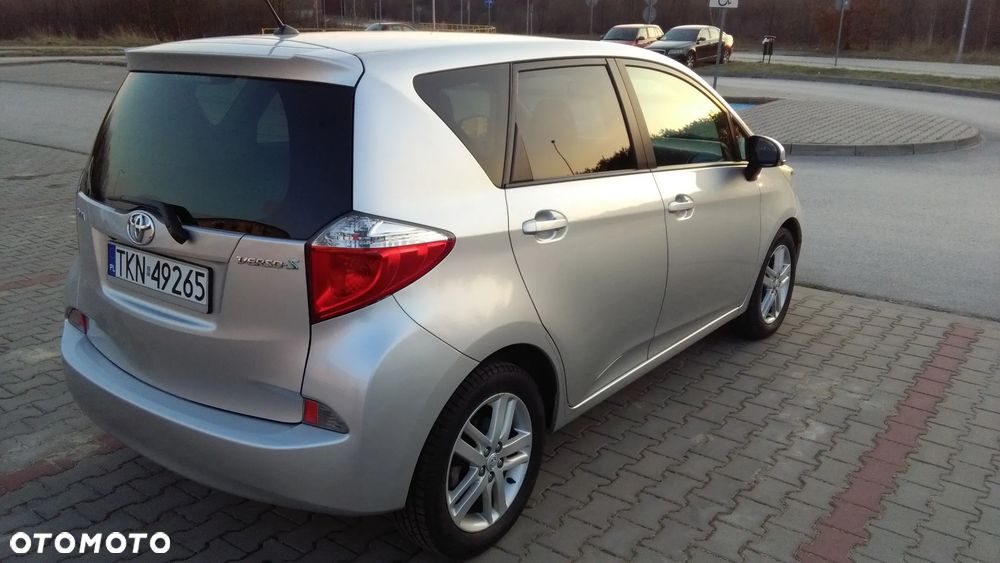 Toyota Verso S 1.33 Premium - 5